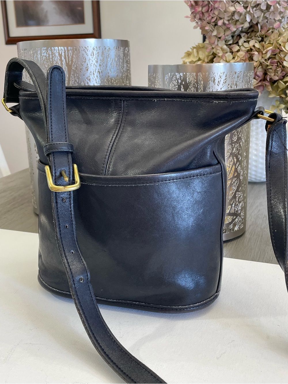 Vtg coach Classic Black Leather Crossbody Bag